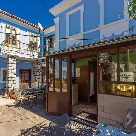 Rustikale Mit 2 Privatparkplaetzen, Grillbereich, Waschmaschine Feriehus