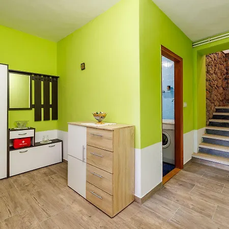 Σπίτι διακοπών Rustikale Mit 2 Privatparkplaetzen, Grillbereich, Waschmaschine Grižane