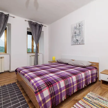 Rustikale Mit 2 Privatparkplaetzen, Grillbereich, Waschmaschine Σπίτι διακοπών *