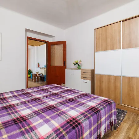 Feriehus Rustikale Mit 2 Privatparkplaetzen, Grillbereich, Waschmaschine *