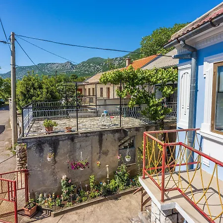Σπίτι διακοπών Rustikale Mit 2 Privatparkplaetzen, Grillbereich, Waschmaschine Grižane