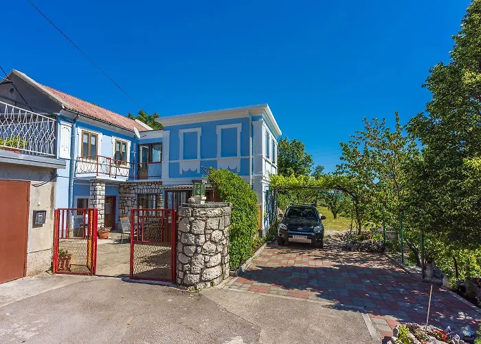 Rustikale Mit 2 Privatparkplaetzen, Grillbereich, Waschmaschine Сasa de vacaciones *
