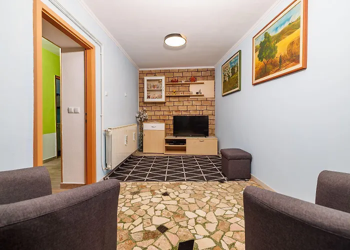 Сasa de vacaciones Rustikale Mit 2 Privatparkplaetzen, Grillbereich, Waschmaschine Grižane