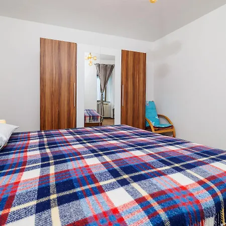 Rustikale Mit 2 Privatparkplaetzen, Grillbereich, Waschmaschine *