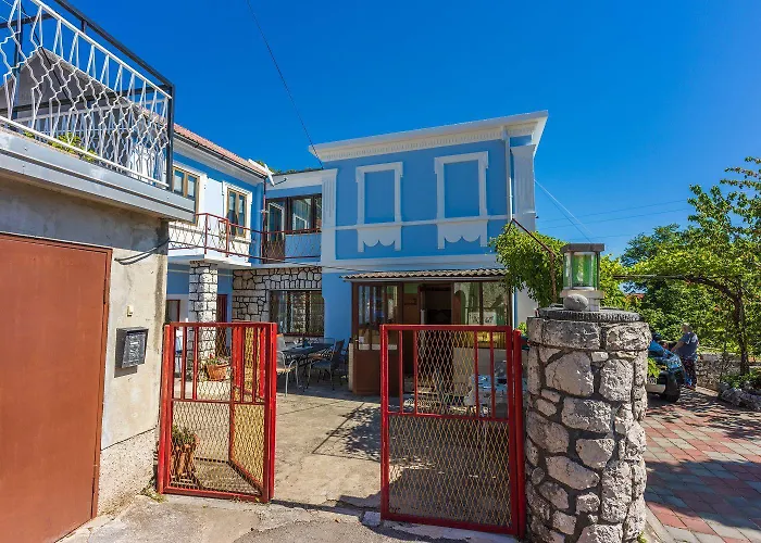 Rustikale Mit 2 Privatparkplaetzen, Grillbereich, Waschmaschine